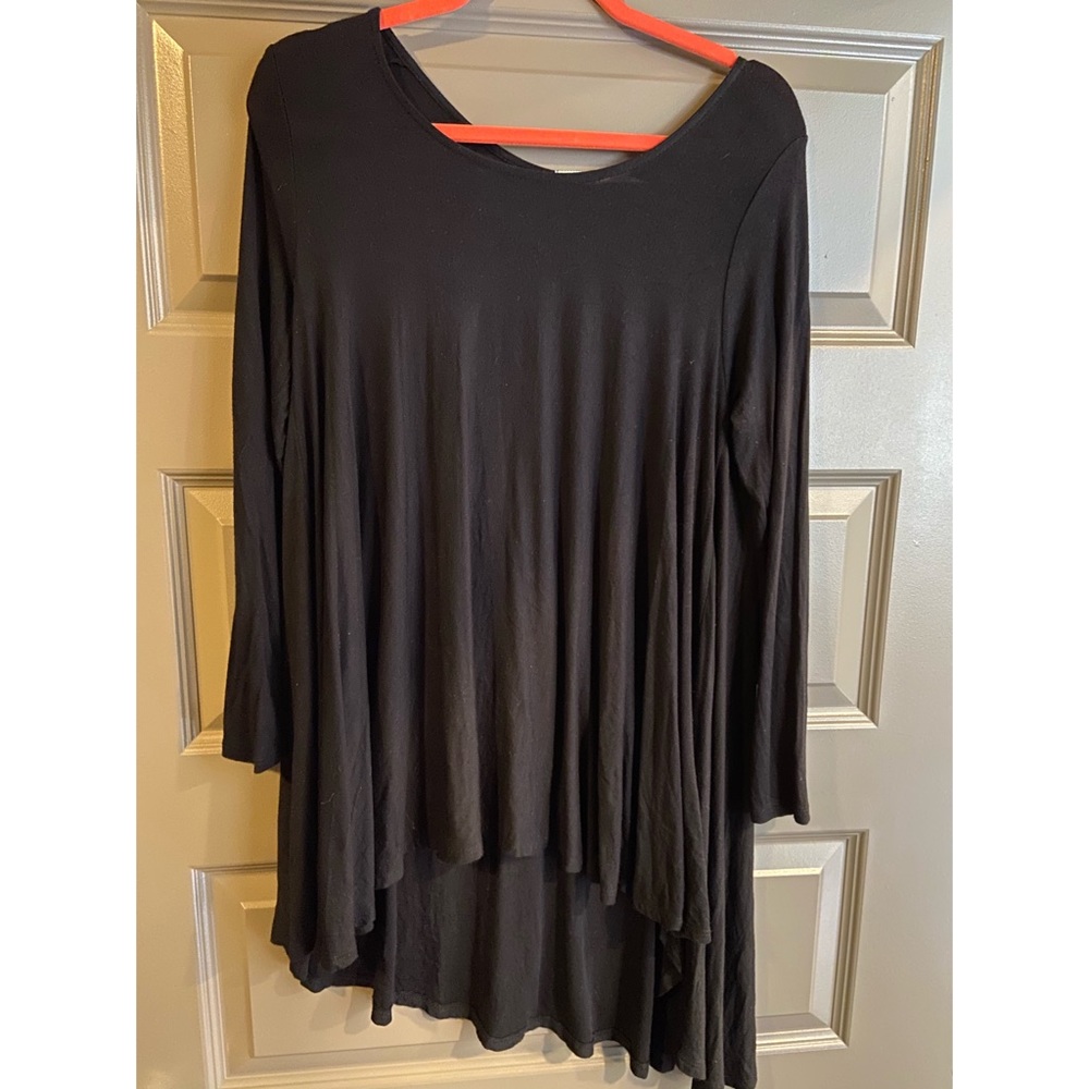 Black tunic...goes great with anything.